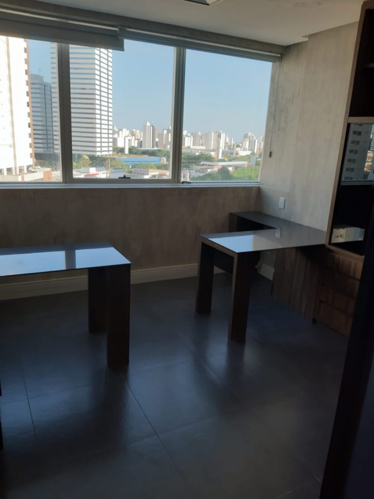Aluguel e Venda de Sala 36m² no Edifício Premier Tower em Salvador