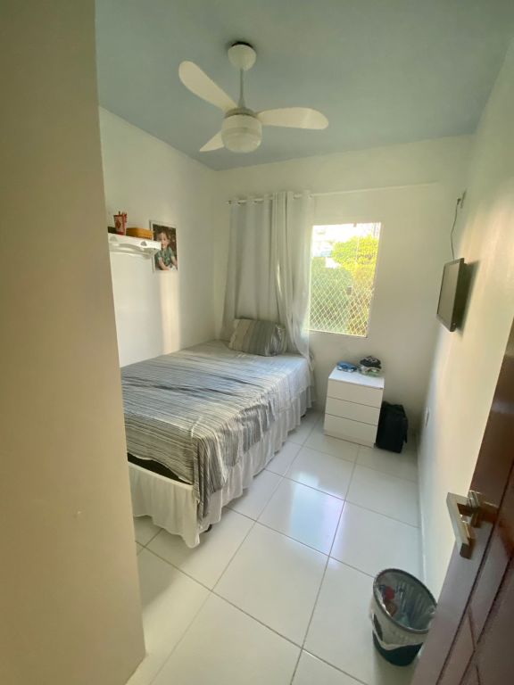Apartamento a venda de dois quartos reformado no Vale das Flores em Brotas, Salvador