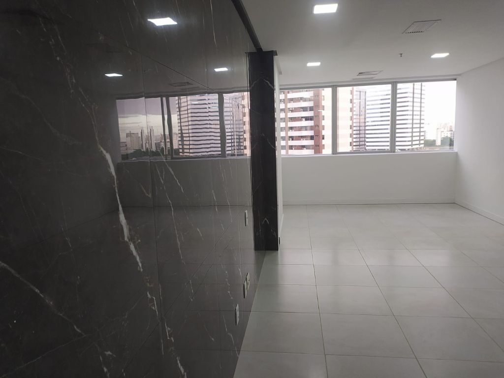 Aluguel de Sala 36 m2 na Pituba em Salvador.